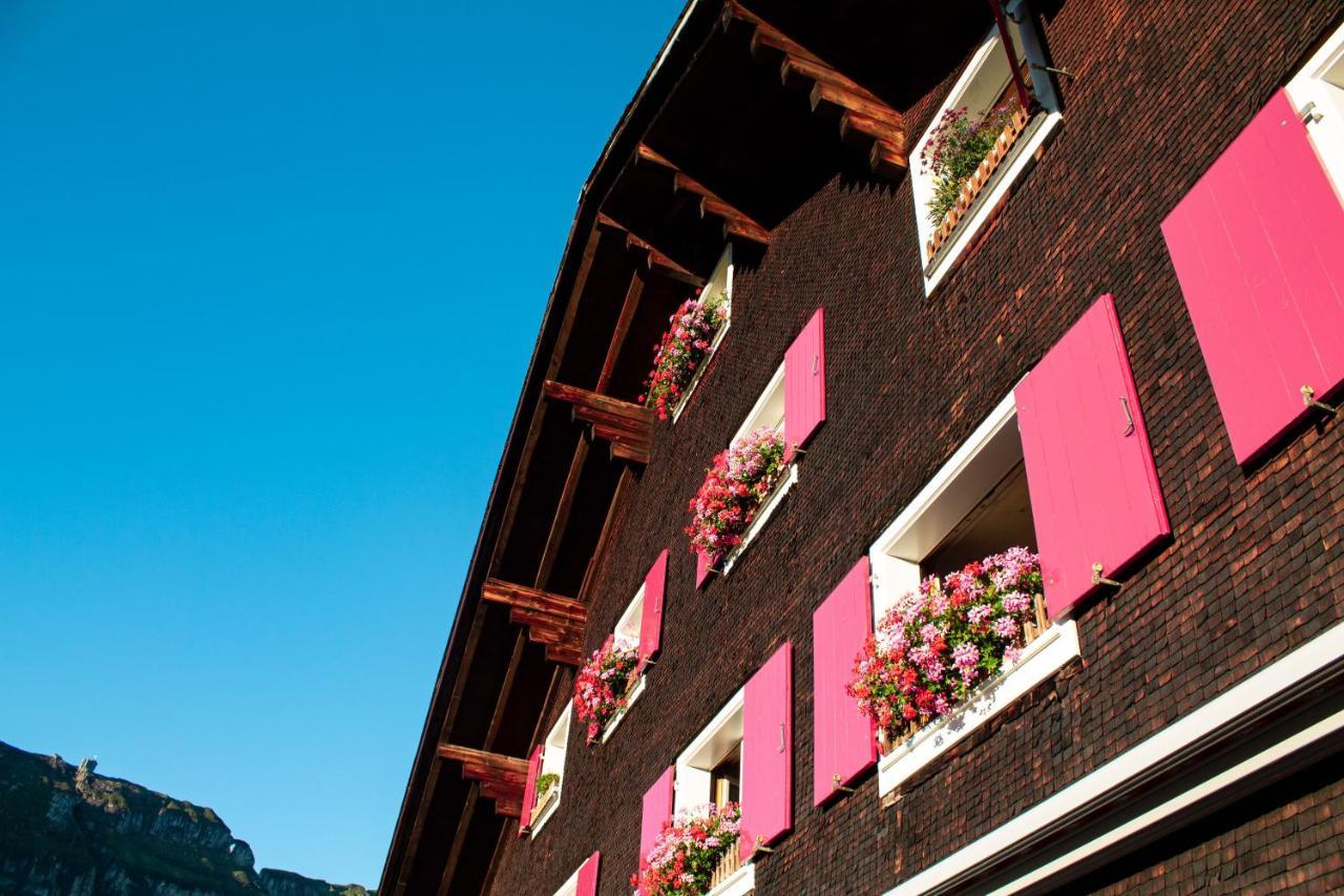 Berggasthaus Gitschenen Hotell Isenthal Eksteriør bilde